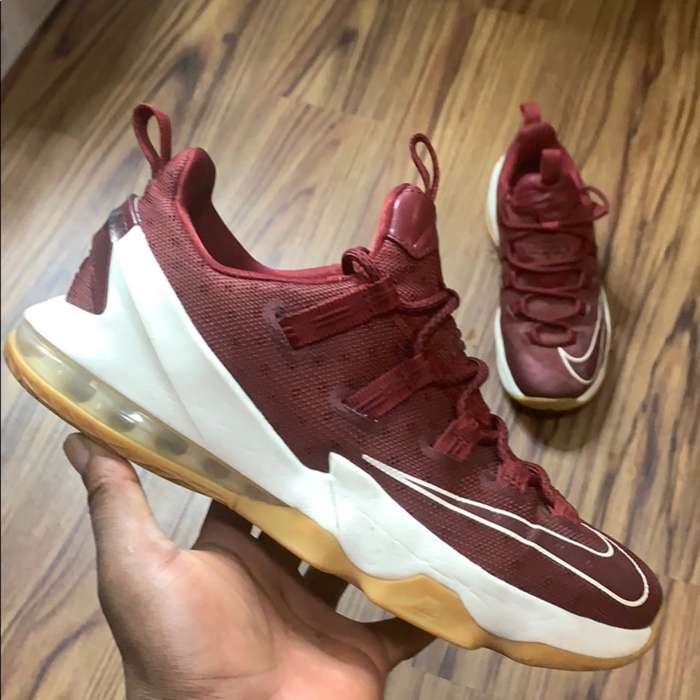 Nike Lebron 13 Low CAVS Men Sneakers